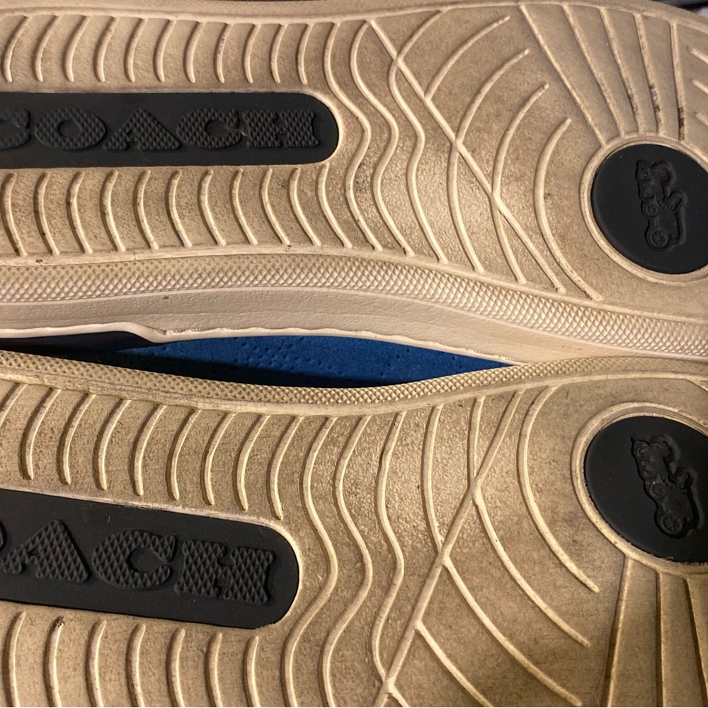 A Nice pair coach blue suede sneakers - Picture 2 of 5
